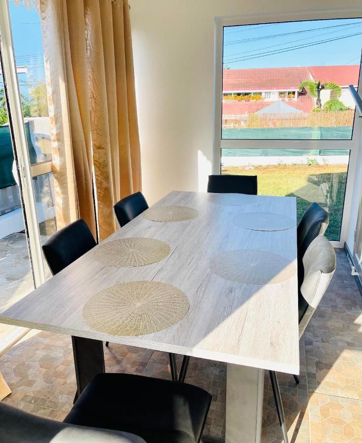 Villa Des Pruniers Сен-Дени Экстерьер фото